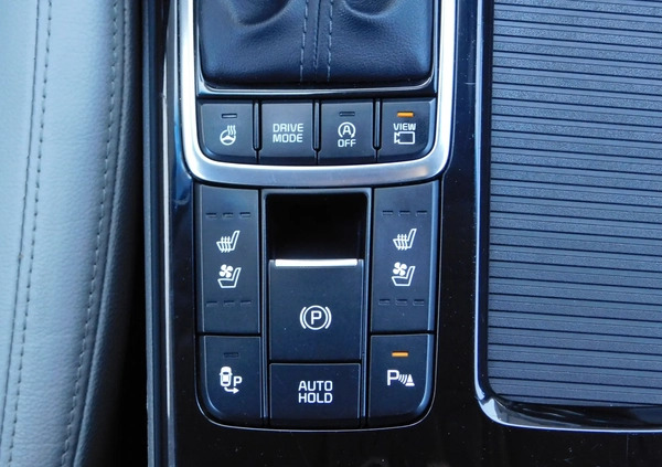 Kia Optima cena 61900 przebieg: 233100, rok produkcji 2017 z Gniezno małe 191